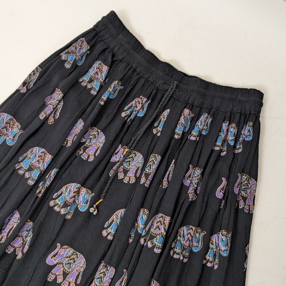 Bohemian Elephant Print Skirt - Picture 4 of 7
